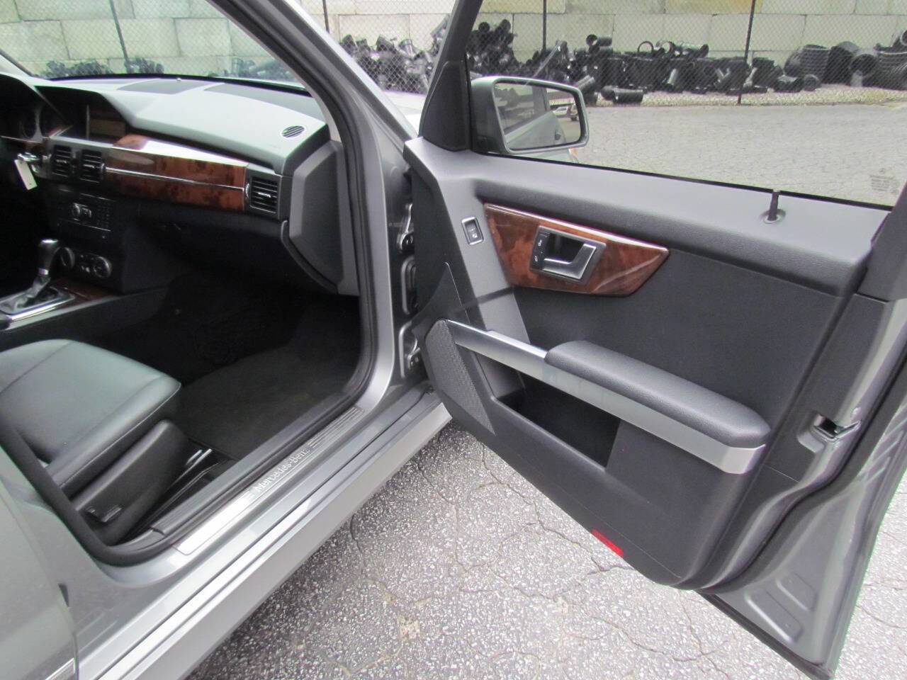 Used 2012 Mercedes-Benz GLK 350 4MATIC image 17