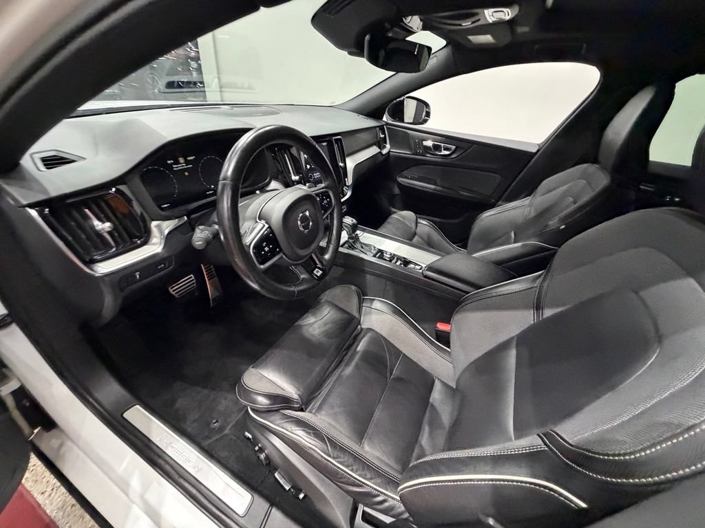 Used 2019 Volvo S60 T6 R-Design AWD/4WD image 25