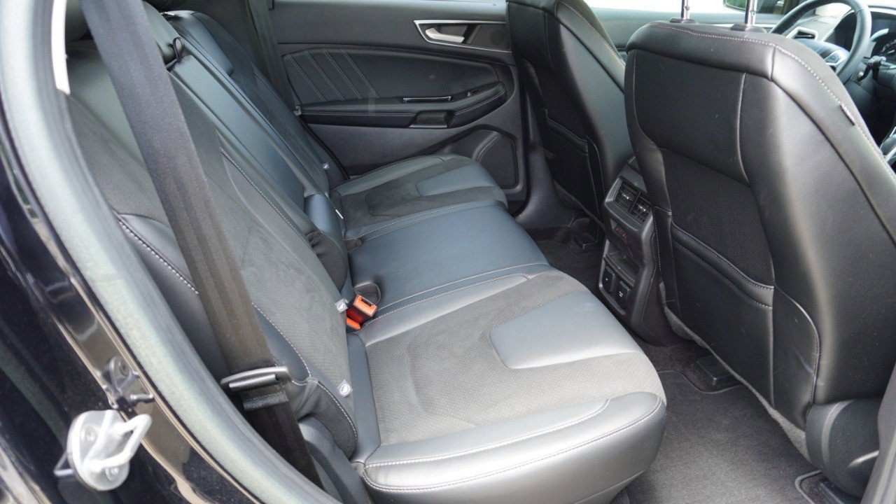 Used 2017 Ford Edge Sport w/ Equipment Group 401A AWD/4WD image 12