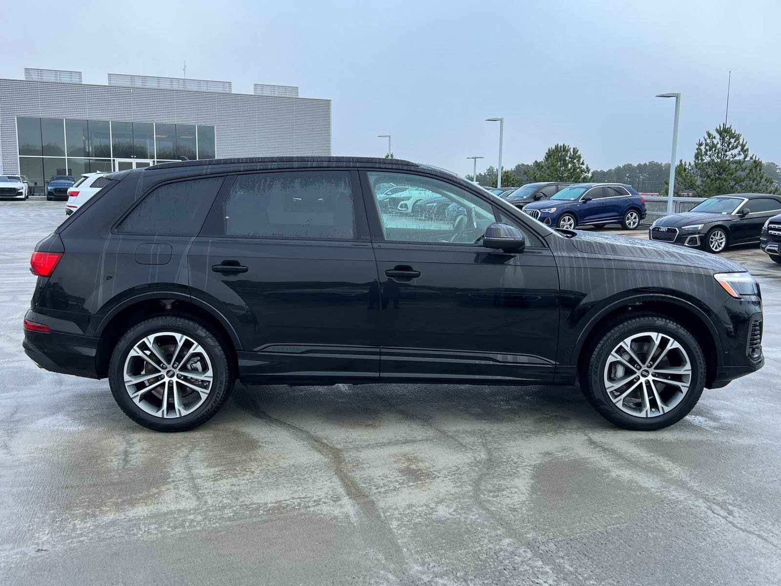 New 2026 Audi Q7 2.0T Premium image 4