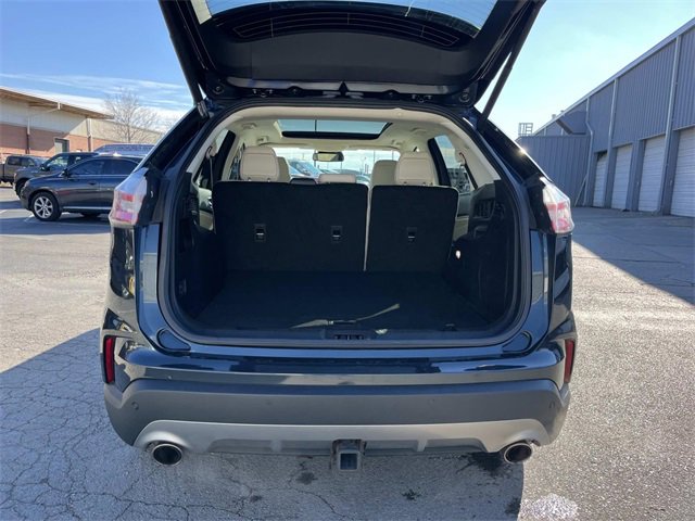 Used 2022 Ford Edge Titanium w/ Class II Trailer Tow Package image 12