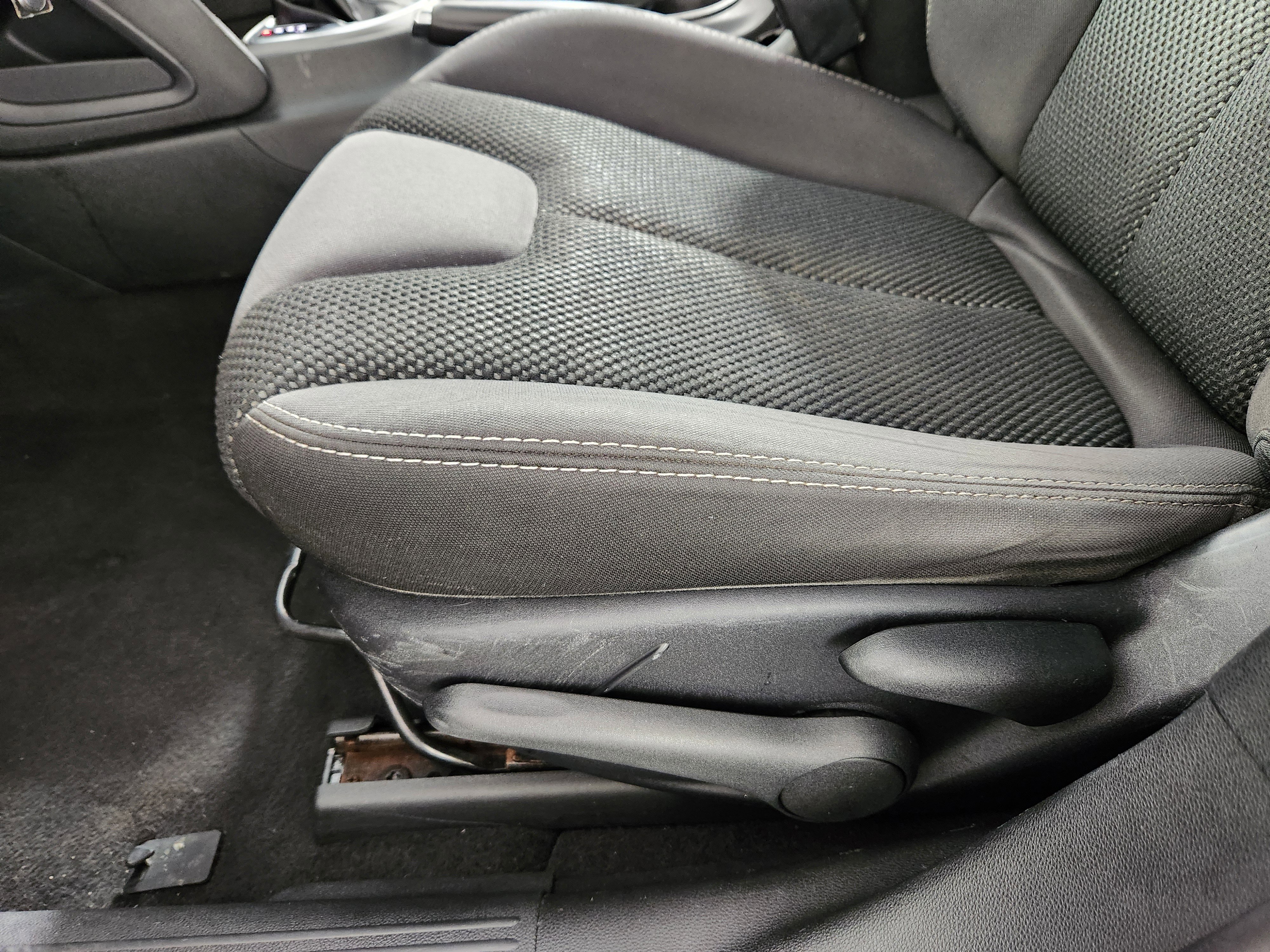 Used 2015 Dodge Dart SXT FWD image 13