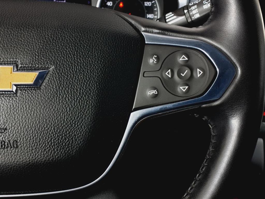 Used 2020 Chevrolet Traverse LT image 9