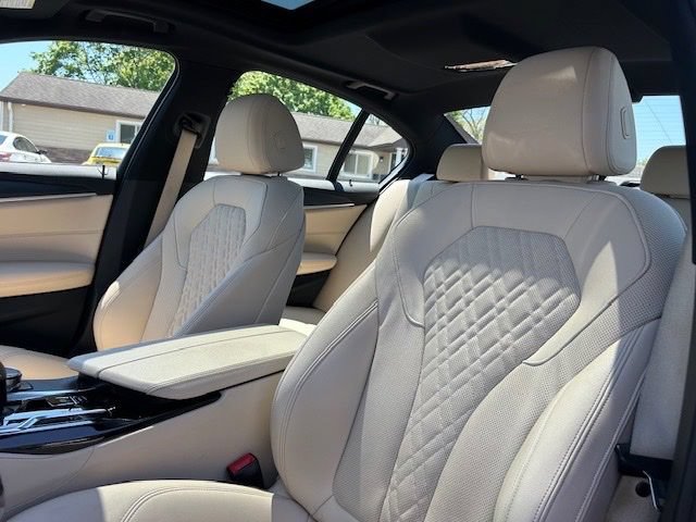 Used 2023 BMW 530i xDrive w/ M Sport Package AWD/4WD image 12