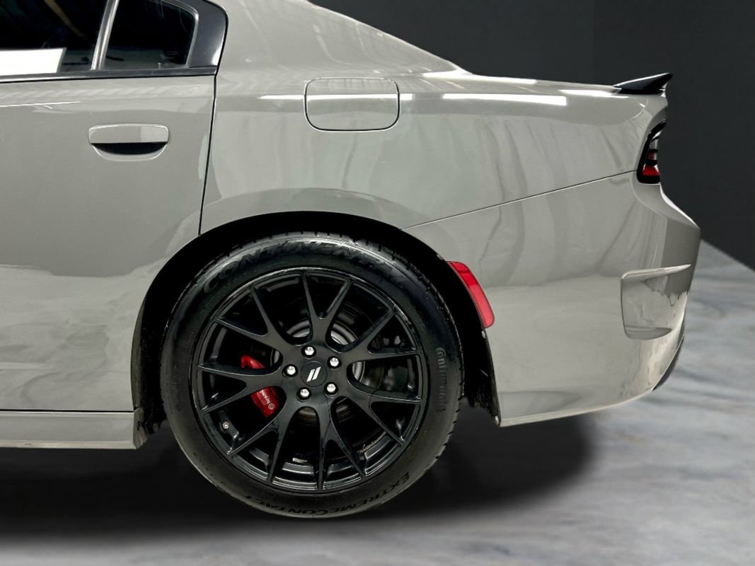 Used 2018 Dodge Charger R/T Scat Pack w/ Dynamics Package RWD image 13