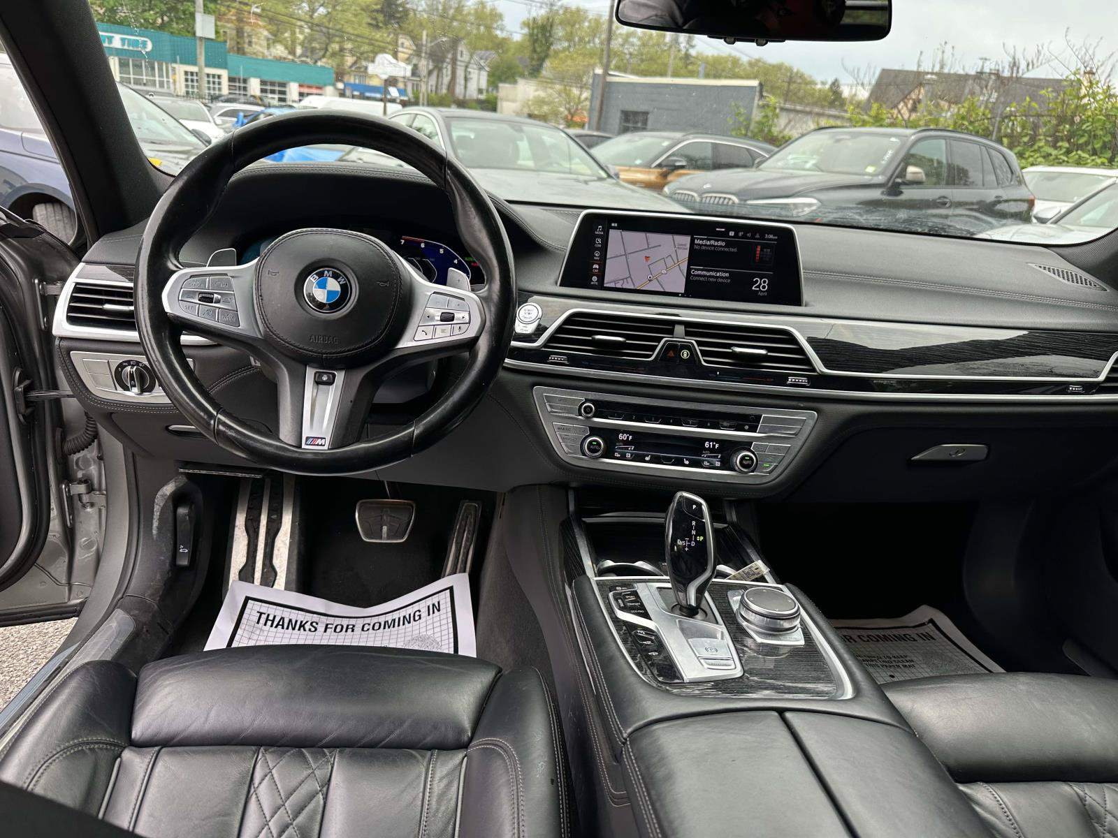 Used 2022 BMW 750Li xDrive AWD/4WD image 18