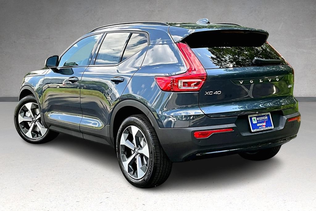 New 2026 Volvo XC40 B5 Core w/ Protection Package Premier AWD/4WD image 3