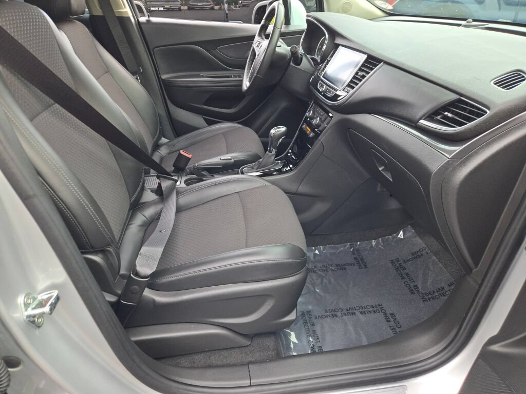Certified 2019 Buick Encore Preferred FWD image 8