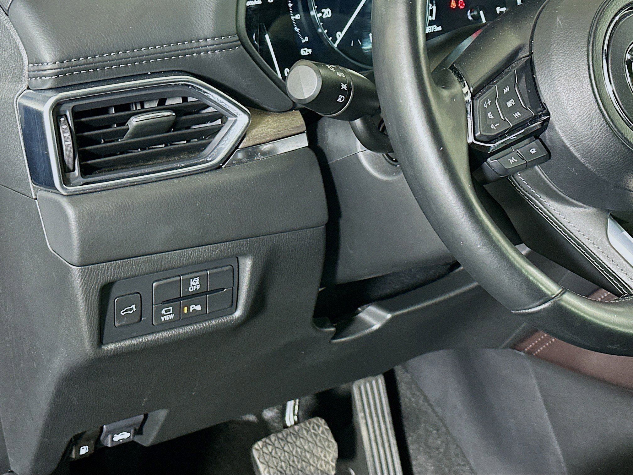 Used 2023 MAZDA CX-5 Signature image 17