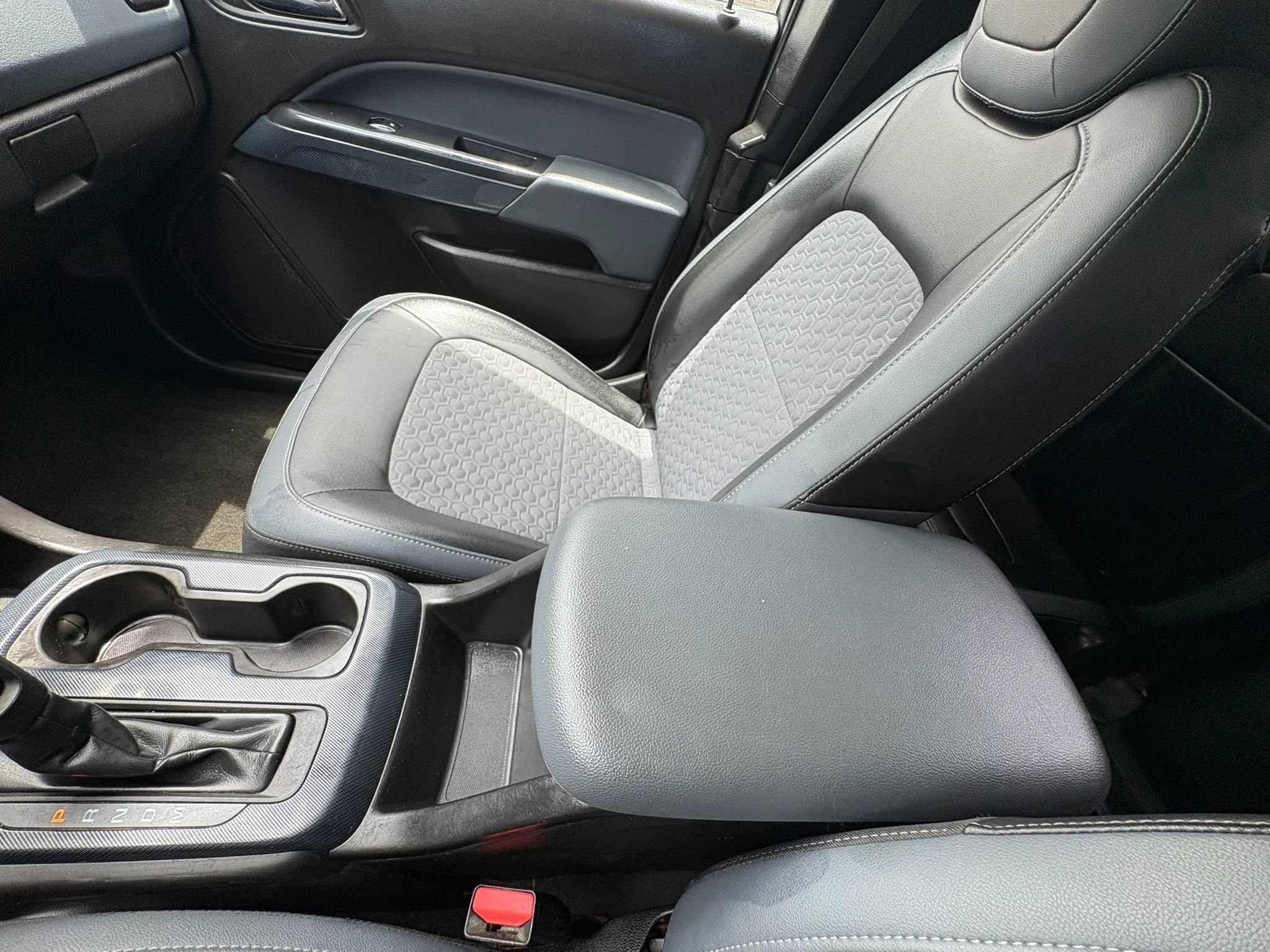 Used 2016 Chevrolet Colorado Z71 AWD/4WD image 34