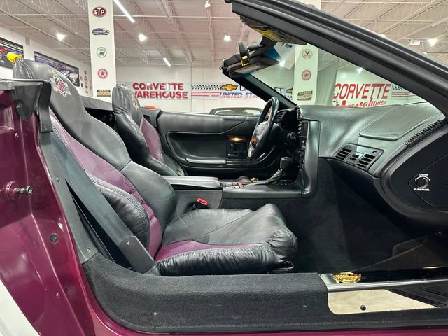 Used 1995 Chevrolet Corvette Convertible RWD image 8