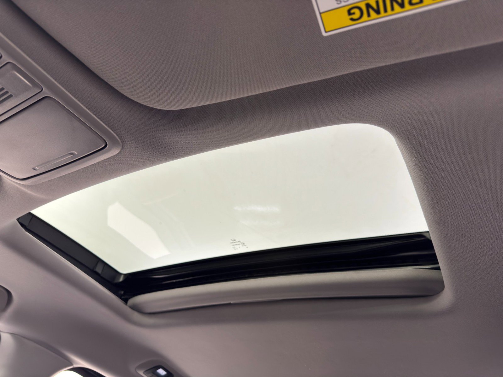 Used 2023 Honda Odyssey EX-L image 11