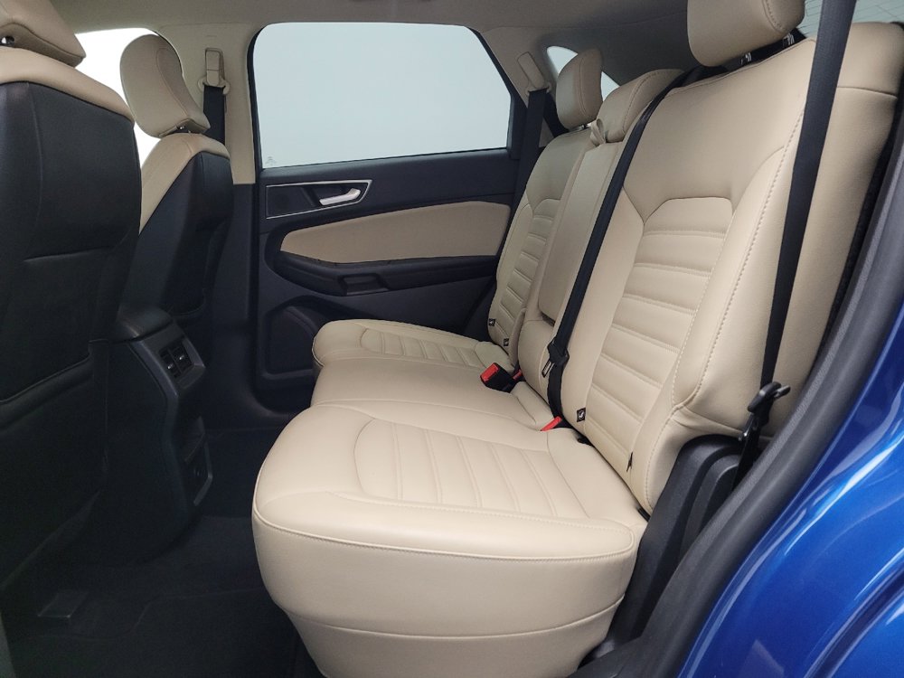 Used 2024 Ford Edge SEL image 18