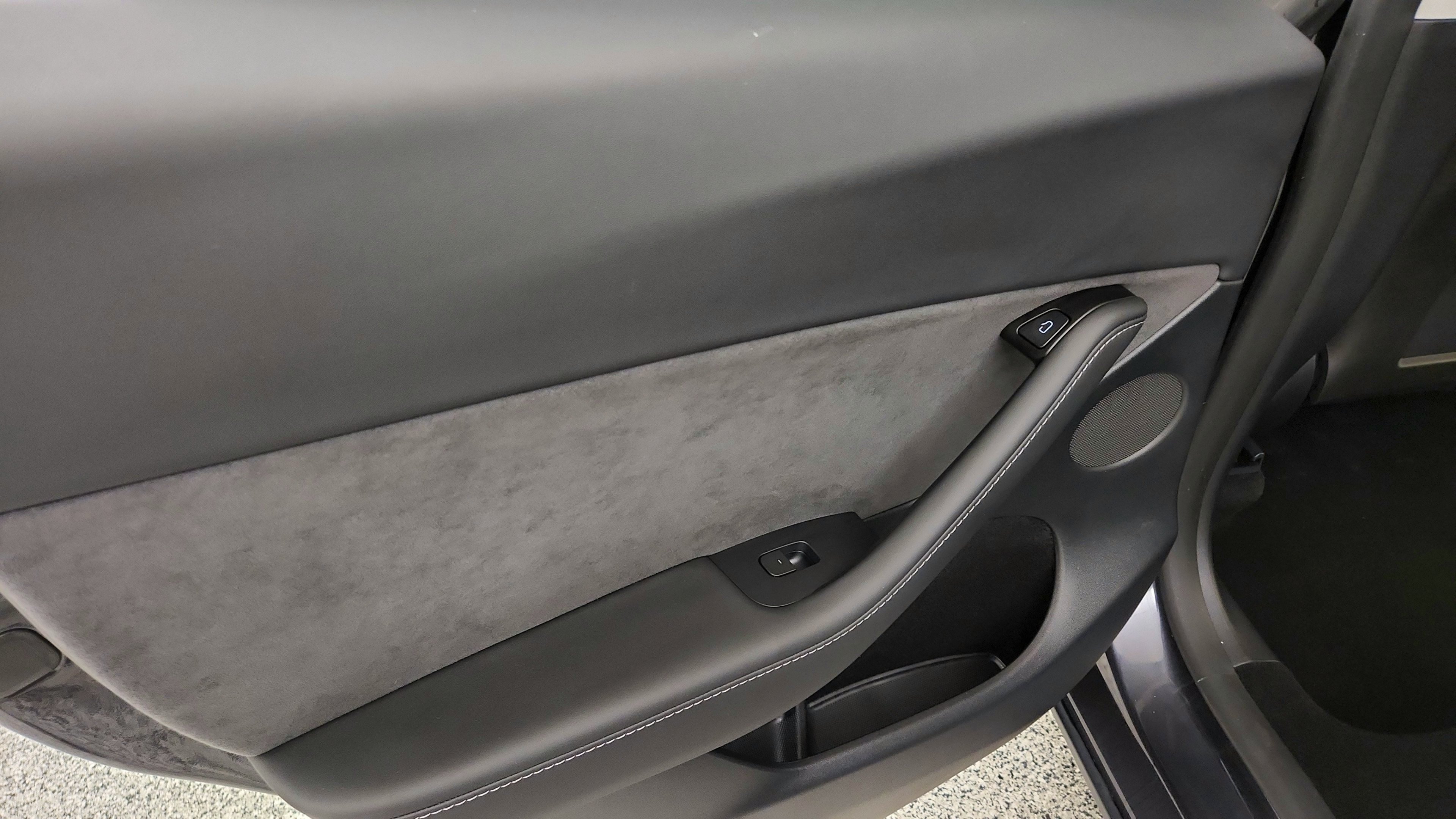 Used 2024 Tesla Model Y Performance AWD/4WD image 26