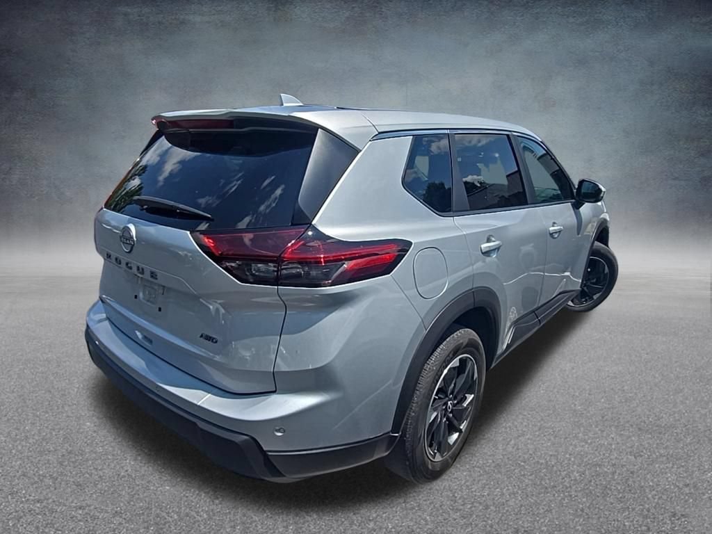 Used 2025 Nissan Rogue SV AWD/4WD image 8