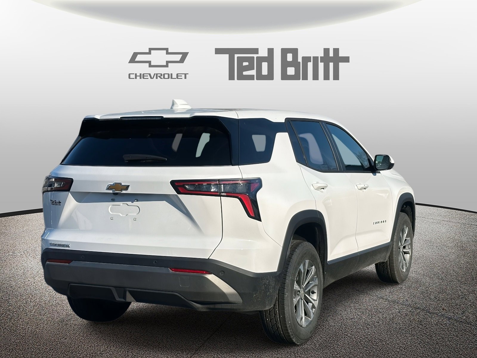 New 2026 Chevrolet Equinox LT image 4