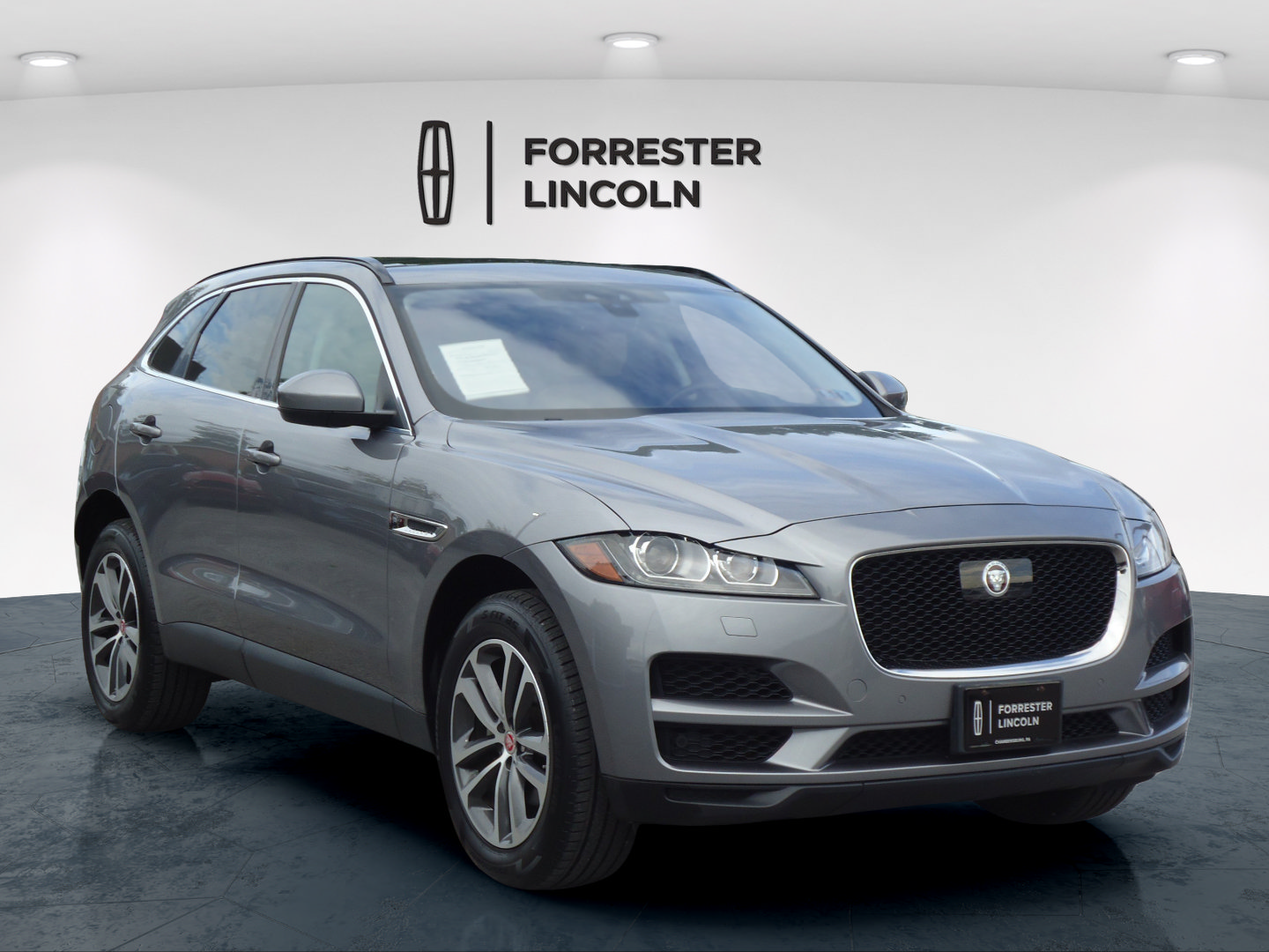 Used 2020 Jaguar F-PACE Premium AWD/4WD image 1