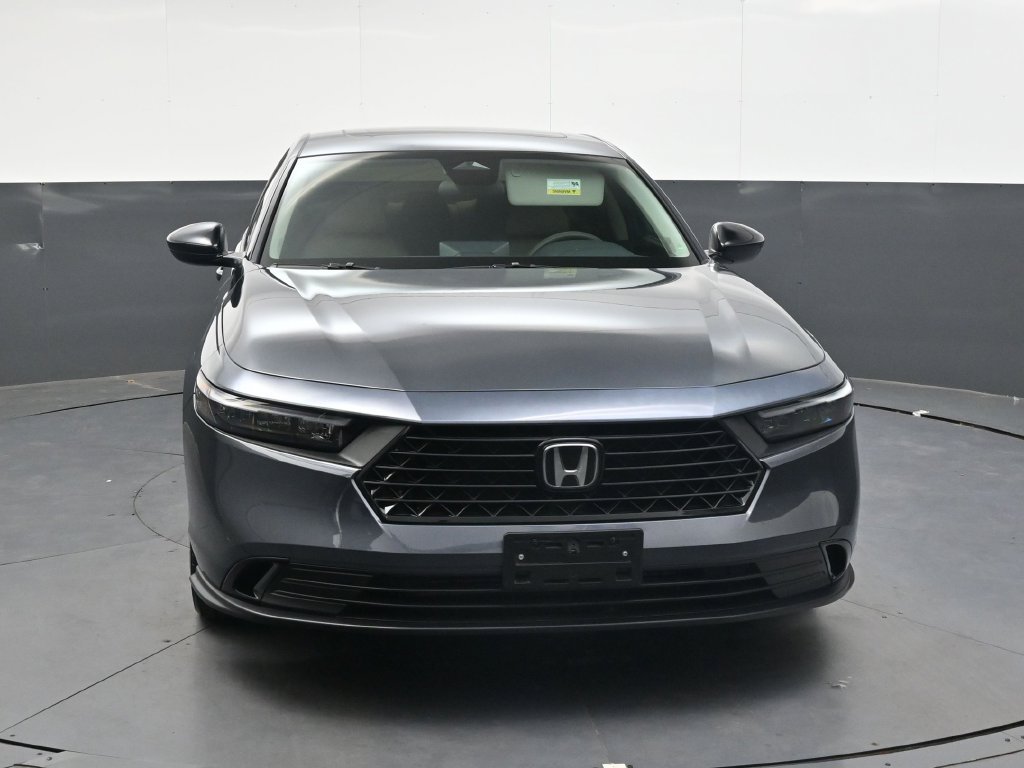 Certified 2025 Honda Accord SE image 9