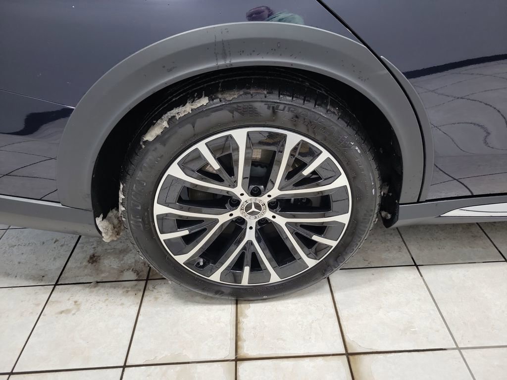 Used 2025 Mercedes-Benz E 450 4MATIC All-Terrain Wagon image 47