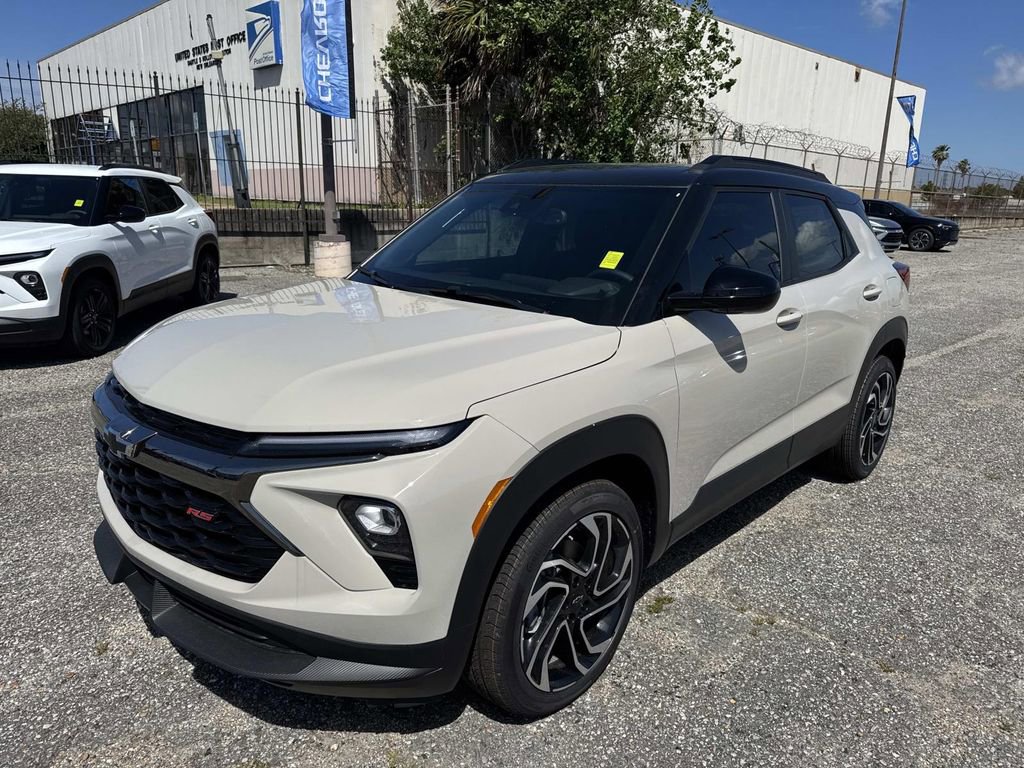 New 2026 Chevrolet TrailBlazer RS w/ Convenience Package FWD image 3