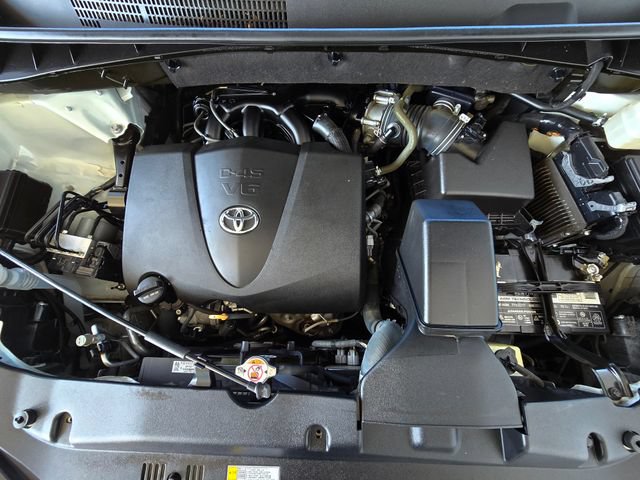 Used 2019 Toyota Highlander XLE AWD/4WD image 26