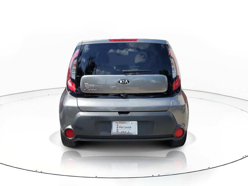 Used 2015 Kia Soul + w/ Audio Package FWD image 5