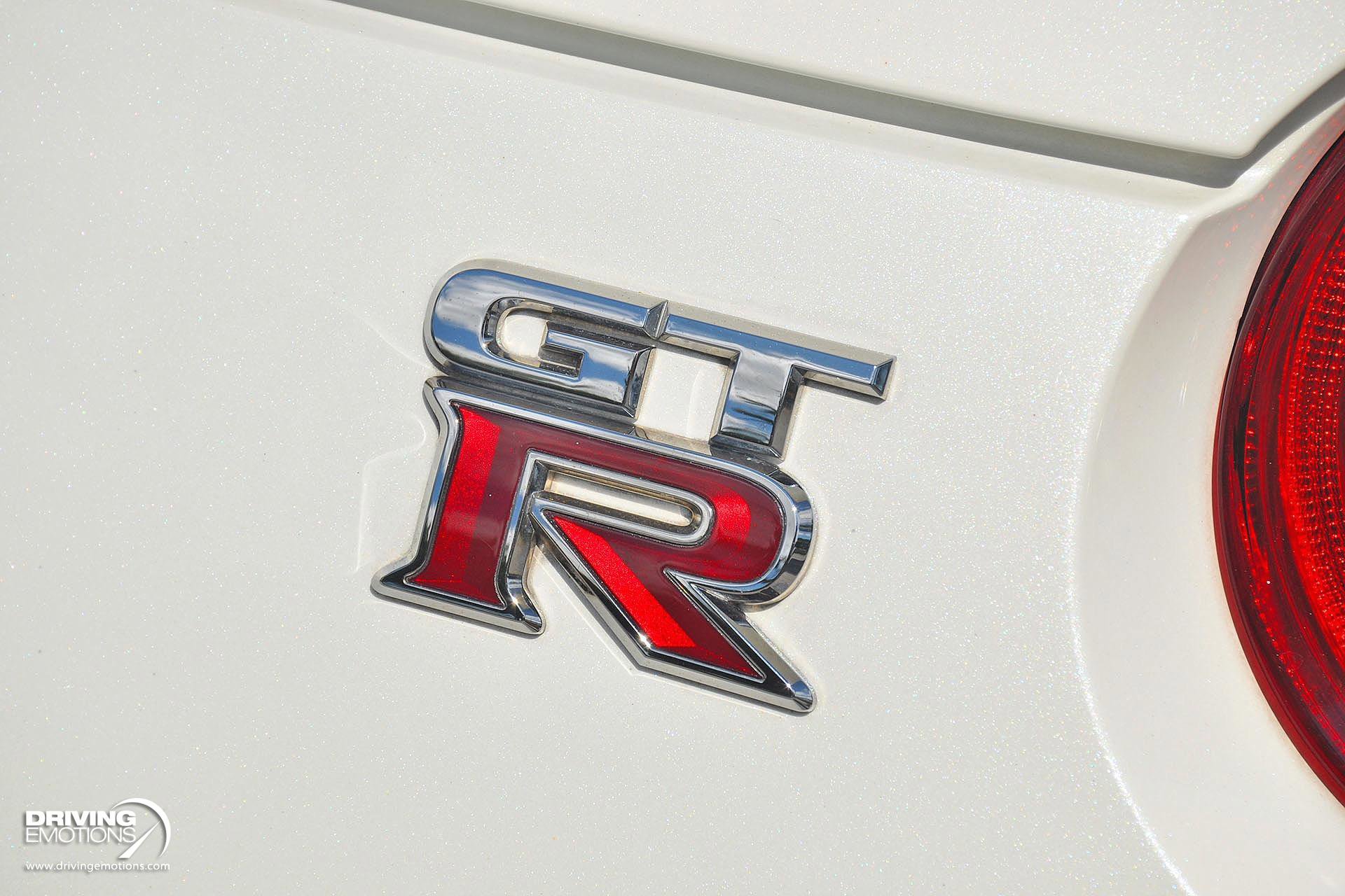Used 2019 Nissan GT-R Premium image 28
