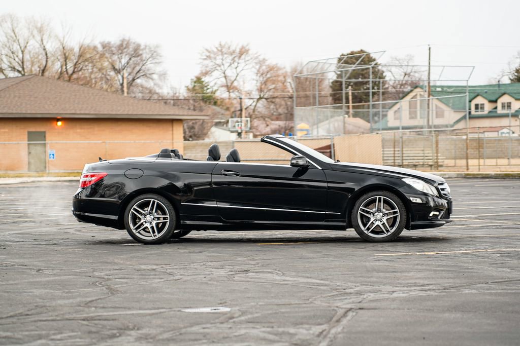 Used 2011 Mercedes-Benz E 550 Cabriolet image 6
