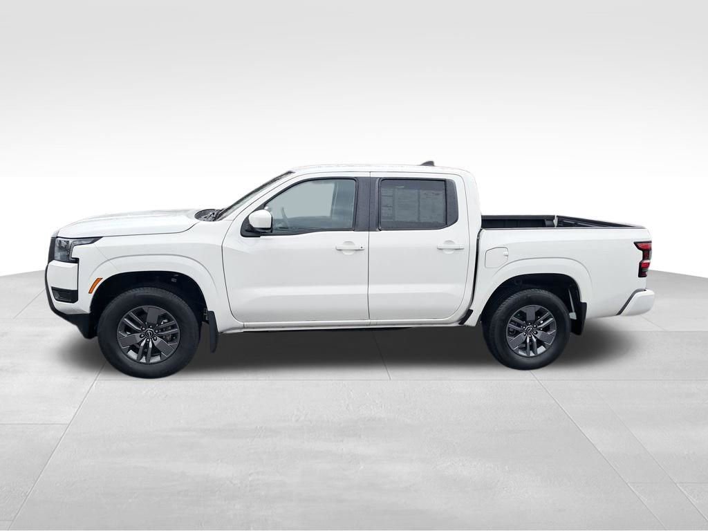 Certified 2025 Nissan Frontier SV image 4