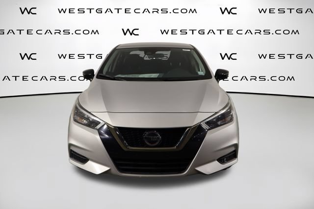 Used 2022 Nissan Versa SR w/ Convenience Package FWD image 2