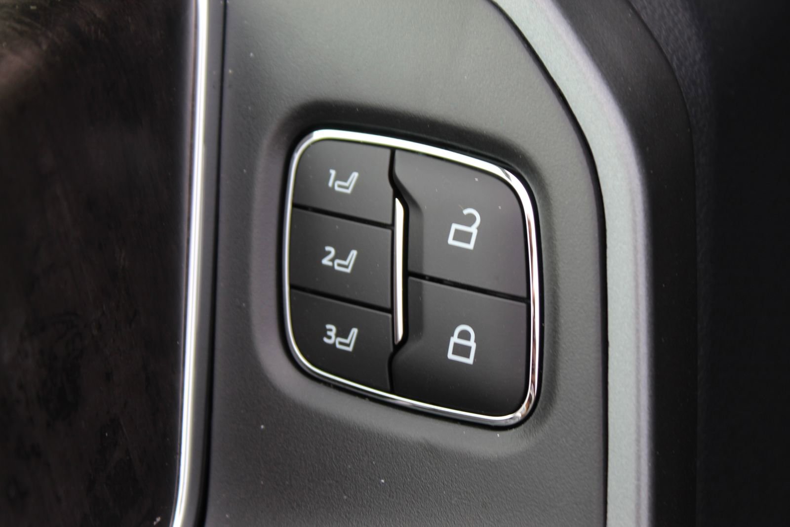 New 2026 Ford F250 Lariat w/ Tremor Off-Road Package image 21