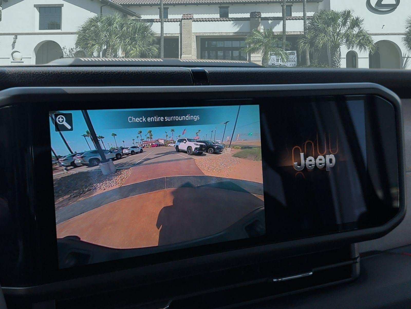 Used 2024 Jeep Gladiator Sport AWD/4WD image 19