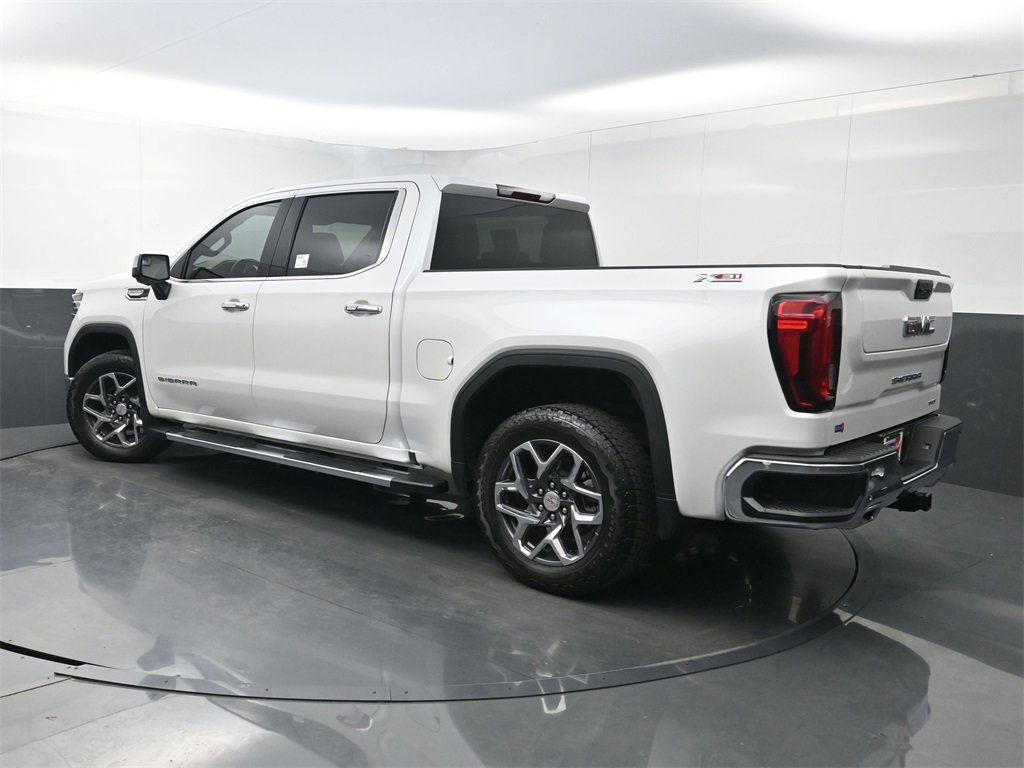 Used 2024 GMC Sierra 1500 SLT image 26