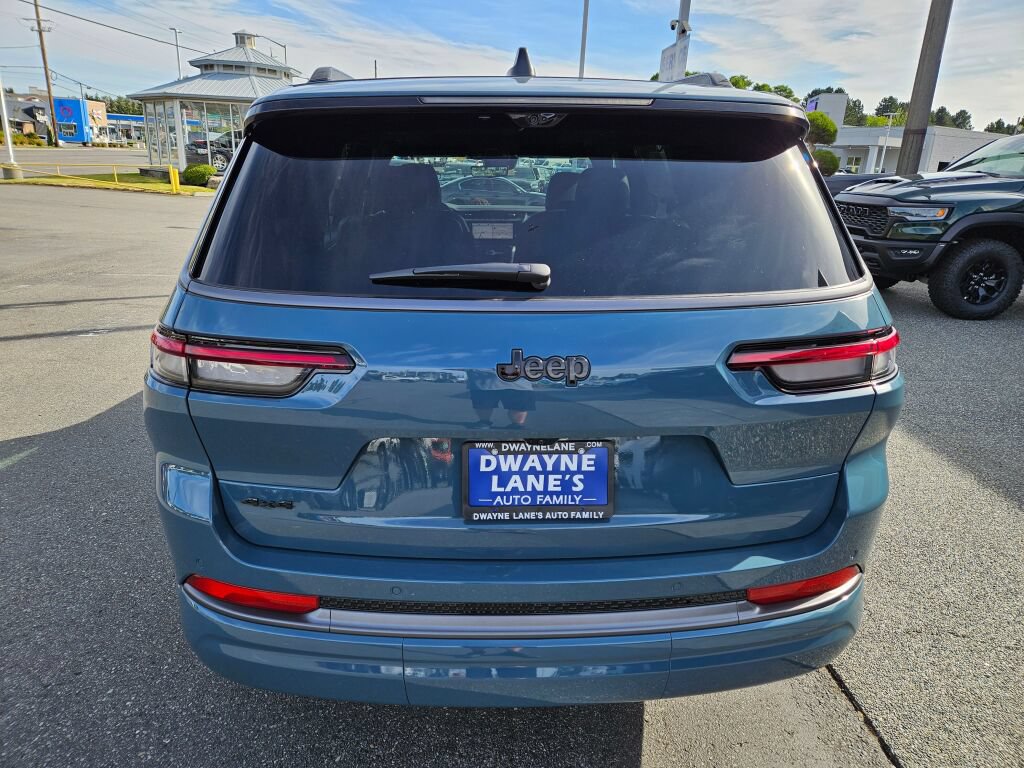 New 2026 Jeep Grand Cherokee L Limited AWD/4WD image 4