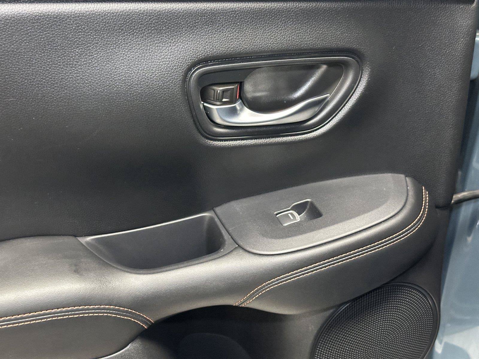 Used 2024 Honda HR-V Sport image 30