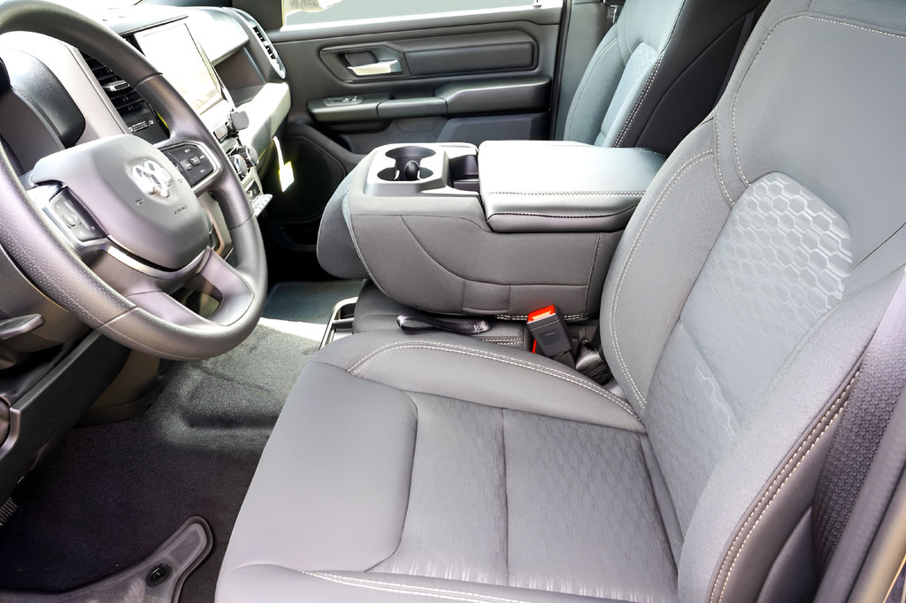 New 2026 RAM 1500 Express RWD image 9