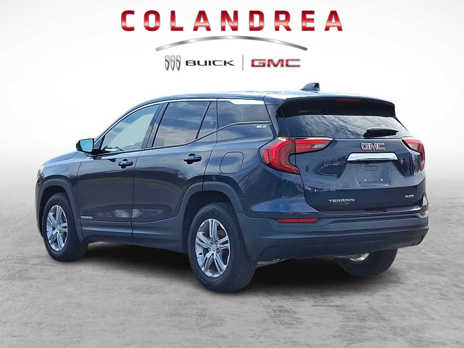 Used 2018 GMC Terrain SLE image 4