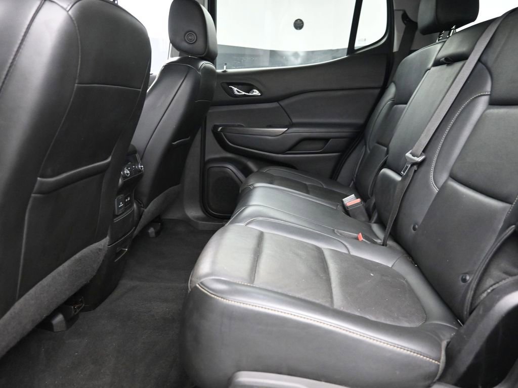 Used 2023 GMC Acadia SLT image 12