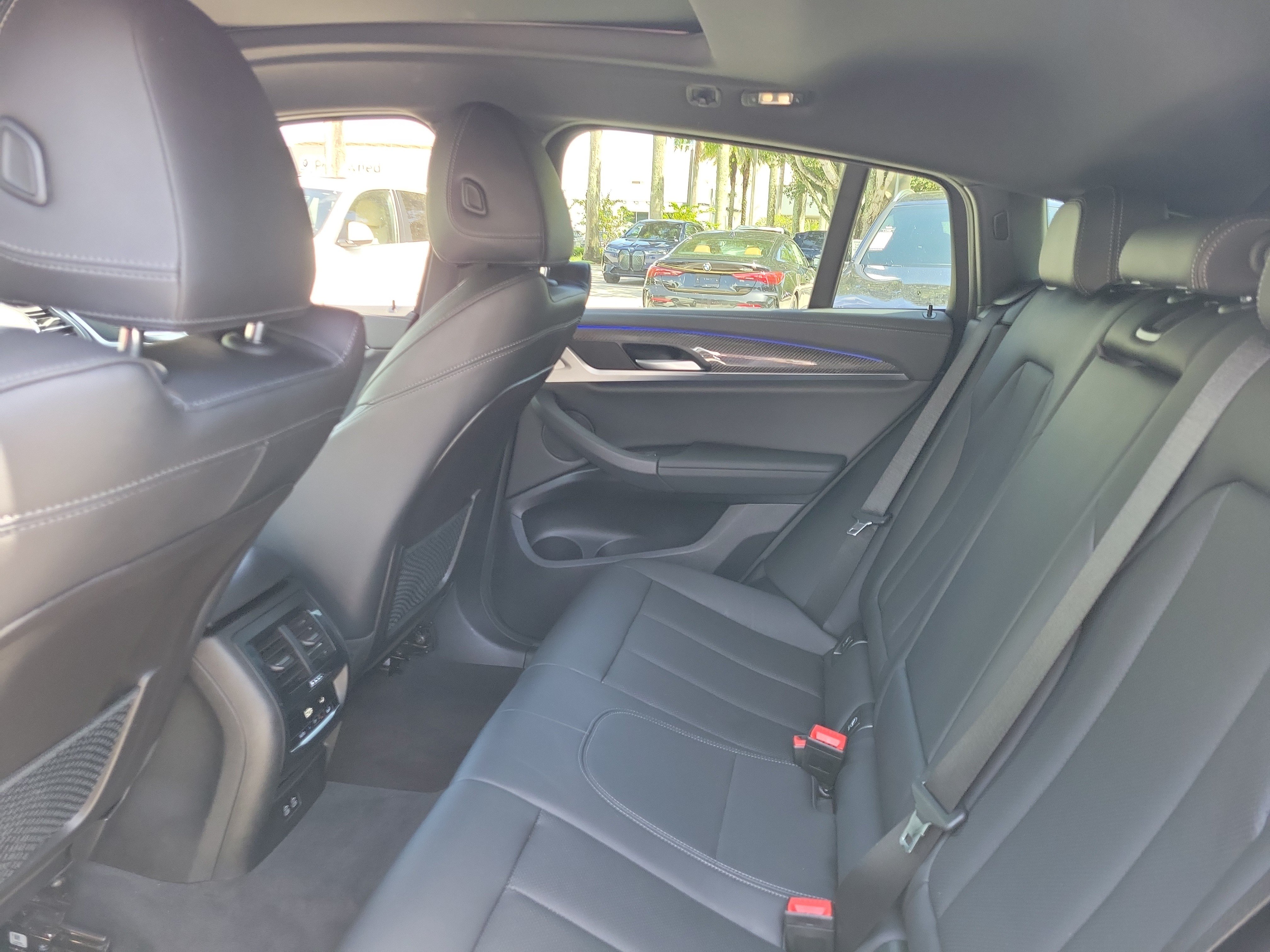 Certified 2023 BMW X4 M40i w/ Premium Package AWD/4WD image 10