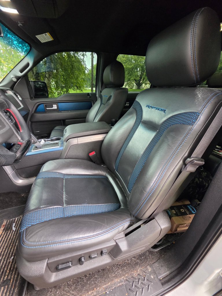 Used 2014 Ford F150 Raptor w/ Equipment Group 801A Luxury AWD/4WD image 27