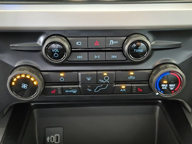 New 2026 Ford F250 XLT w/ XLT Premium Package AWD/4WD image 15