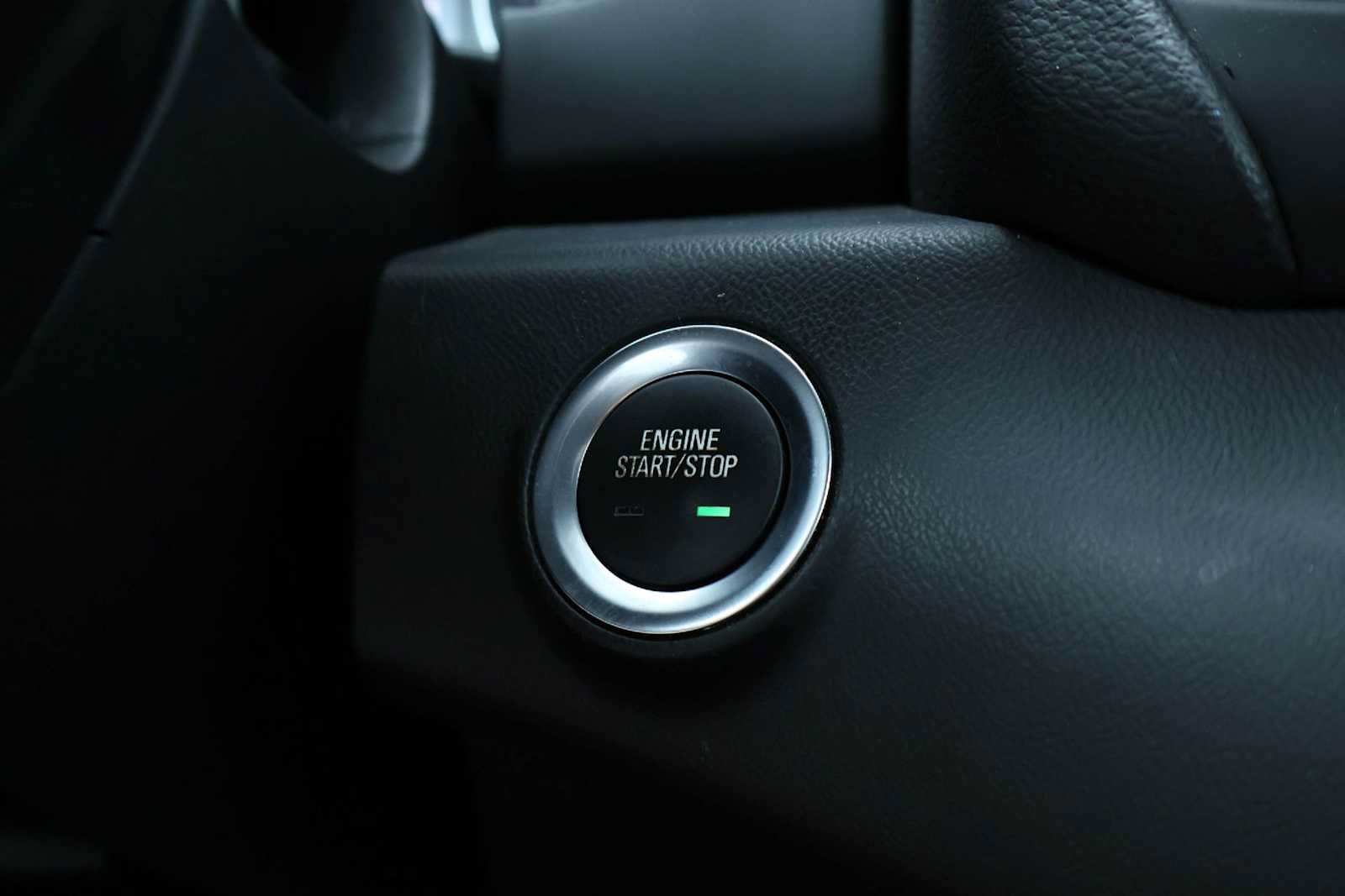 Used 2020 GMC Terrain SLE w/ Driver Convenience Package FWD image 26