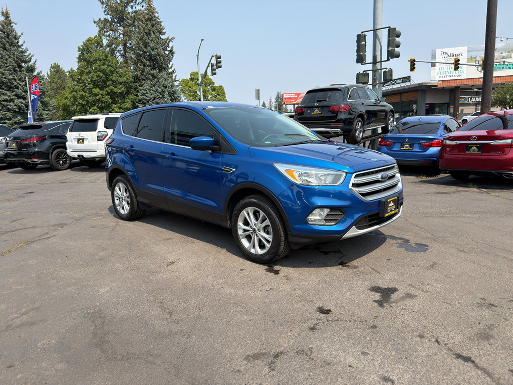 Used 2017 Ford Escape SE AWD/4WD image 10