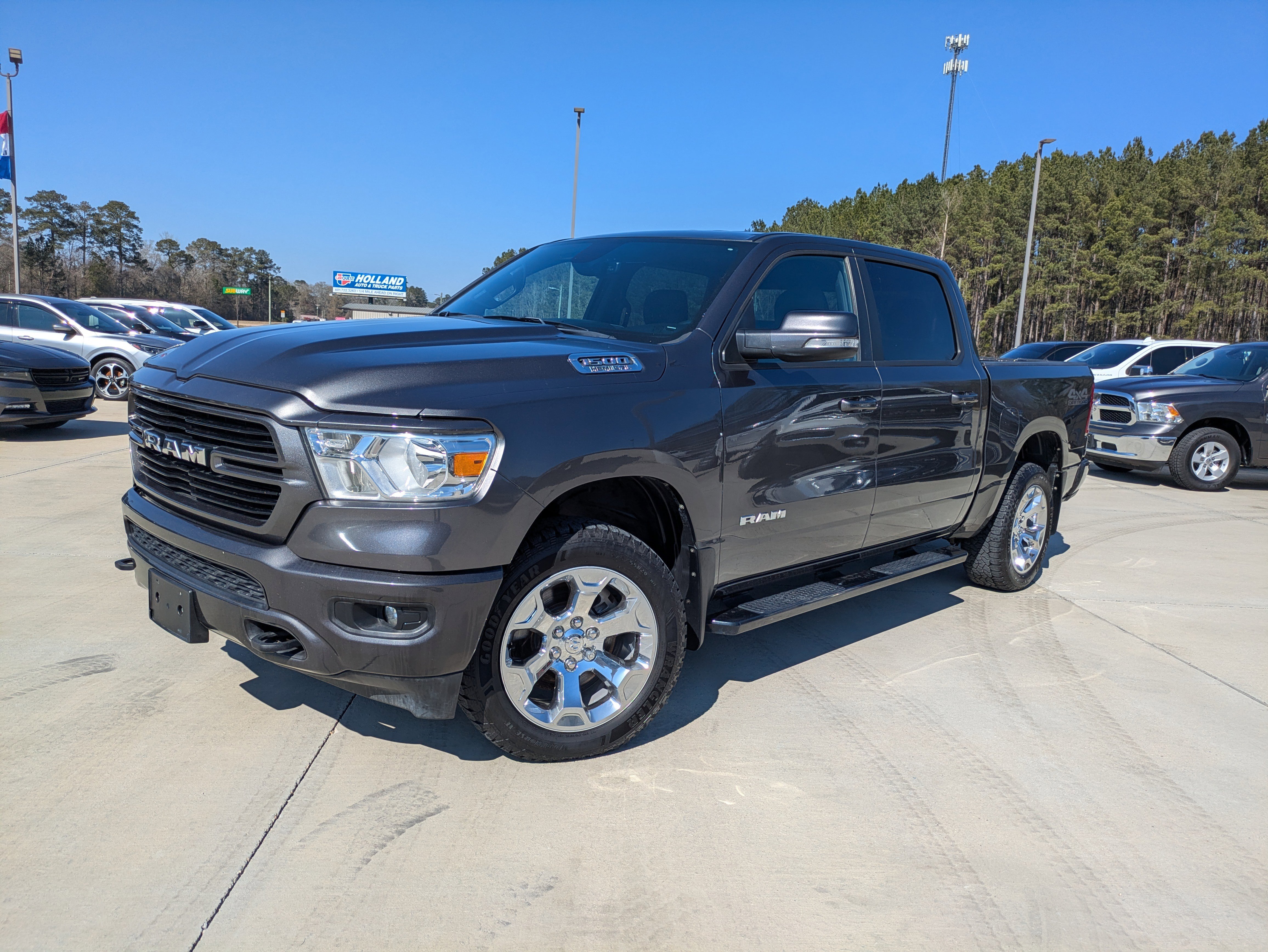 Used 2020 RAM 1500 Big Horn image 4