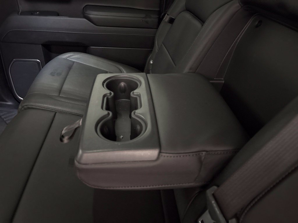 Used 2024 Chevrolet Silverado 1500 LTZ AWD/4WD image 36
