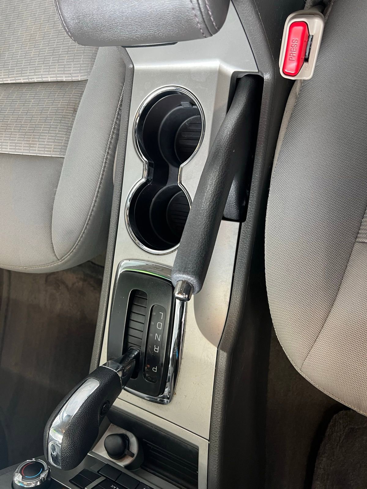 Used 2012 Ford Fusion SE image 16