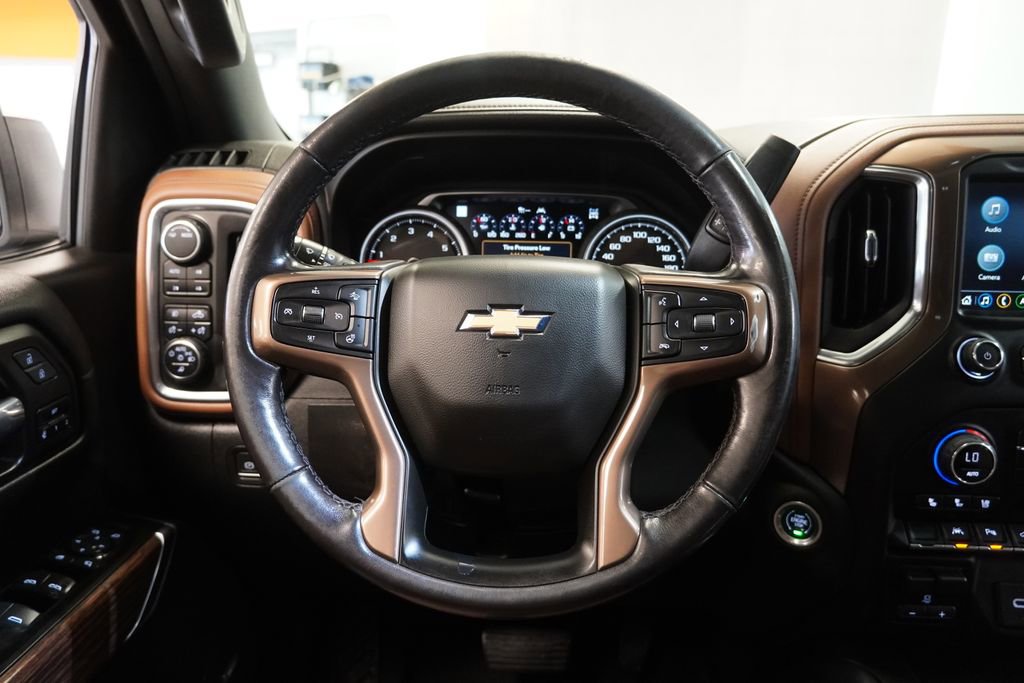 Used 2022 Chevrolet Silverado 1500 High Country image 19