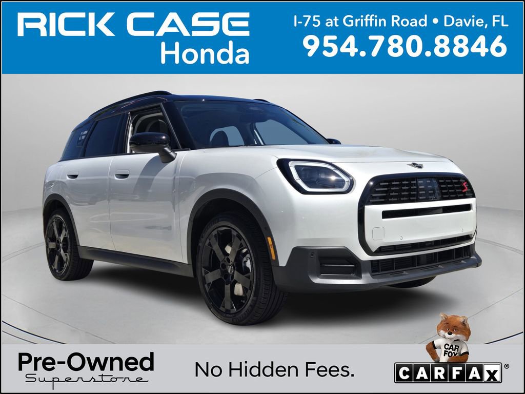 Used 2025 MINI Cooper Countryman S image 1