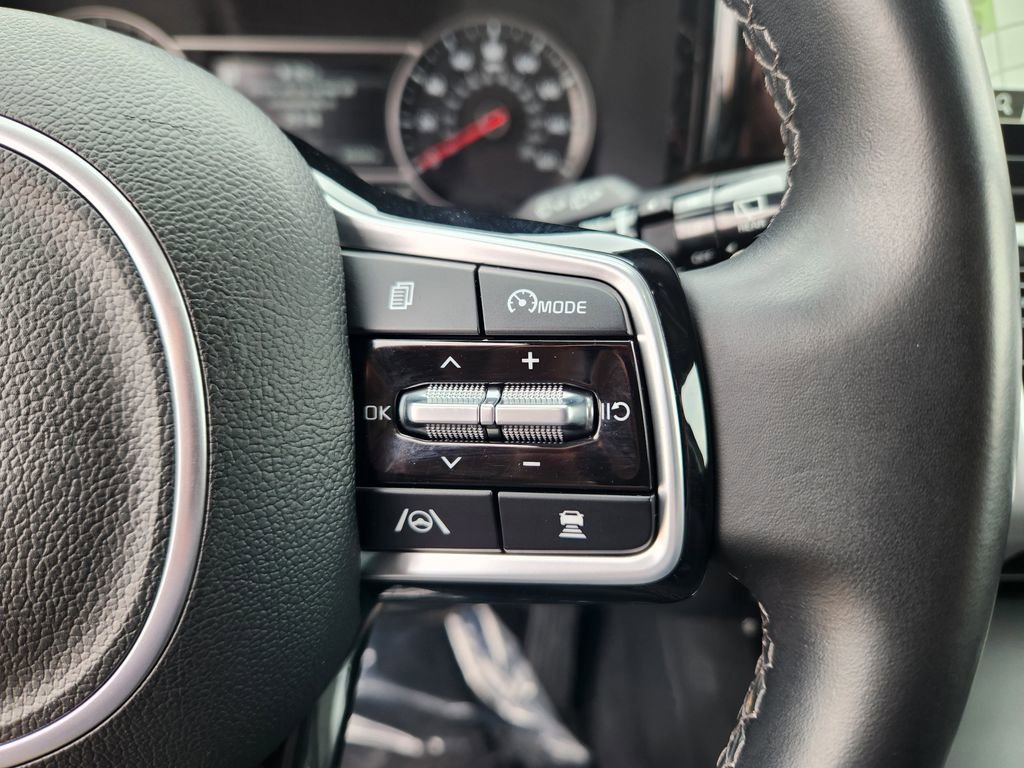 Certified 2023 Kia Sorento X-Line EX image 22
