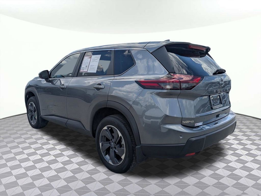 Used 2025 Nissan Rogue SV FWD image 5